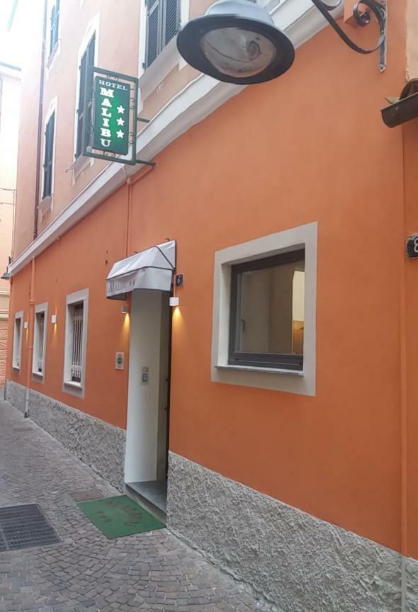 Hotel Malibu Spotorno Exterior photo